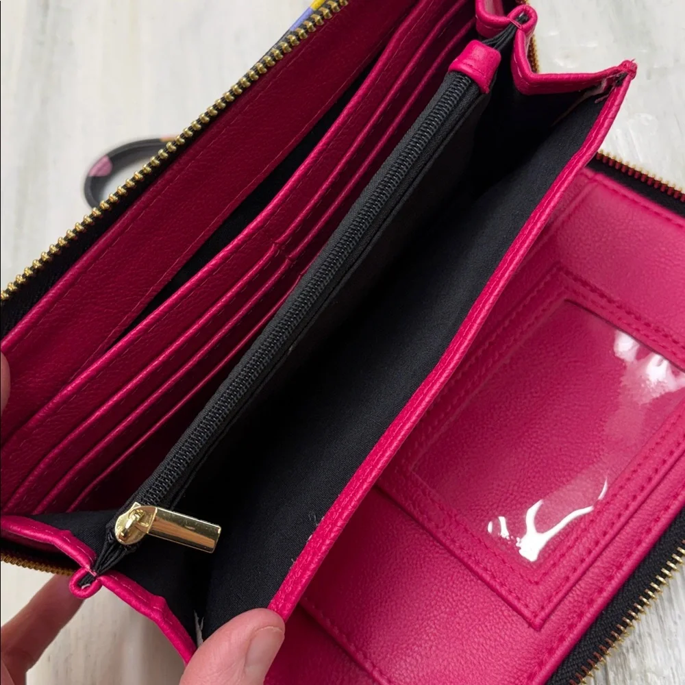 π5/$25 SALE!π Betsy Johnson Rainbow Hearts on Black Faux Leather Zip Up Wallet - Picture 5 of 14